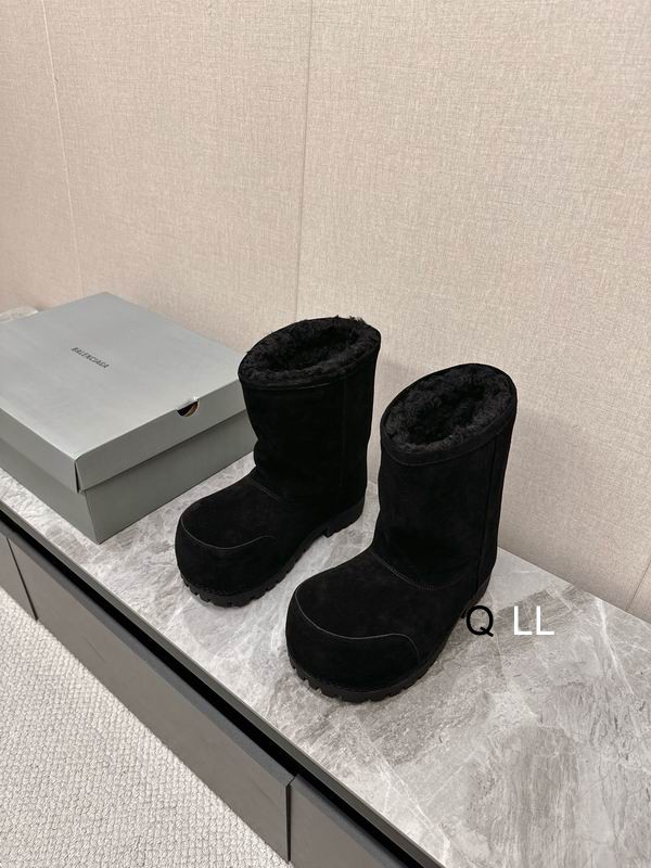 Balenciaga Alaska Low Boot Black Suede