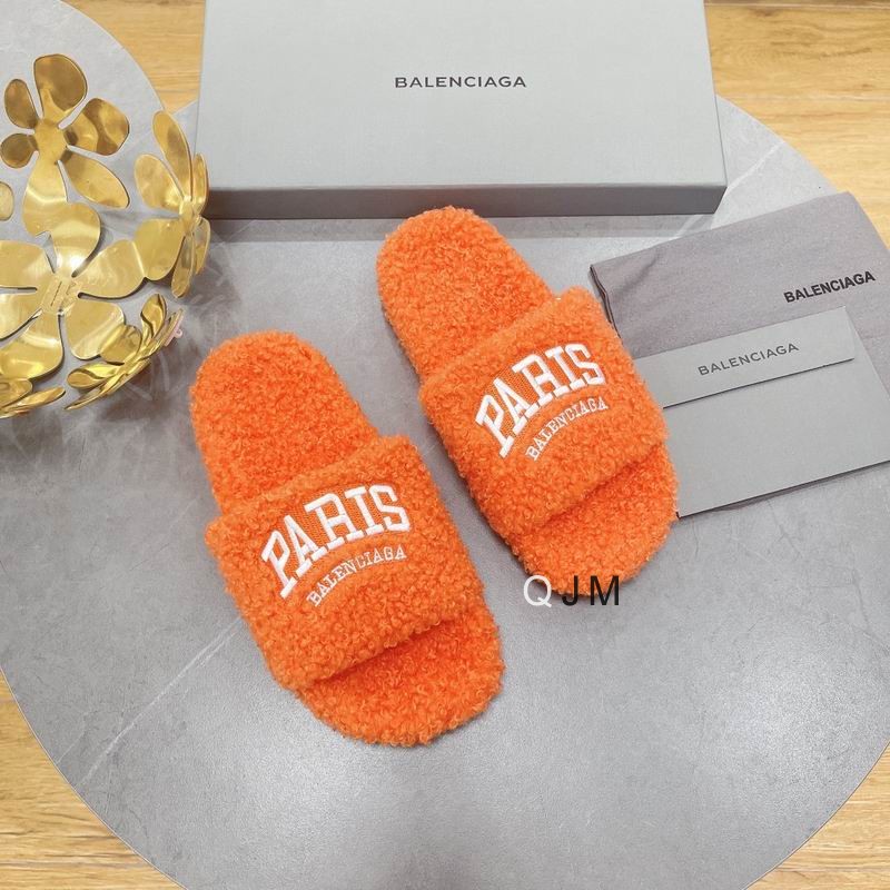 Balenciaga 2025 bedroom slippers orange