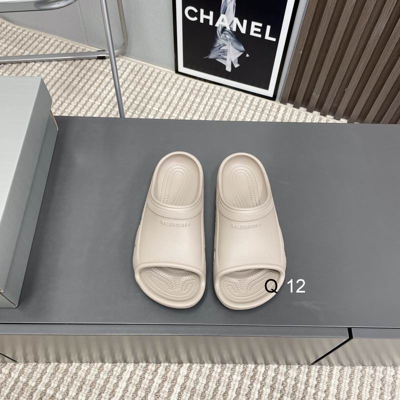 Balenciaga gray crocs clearance