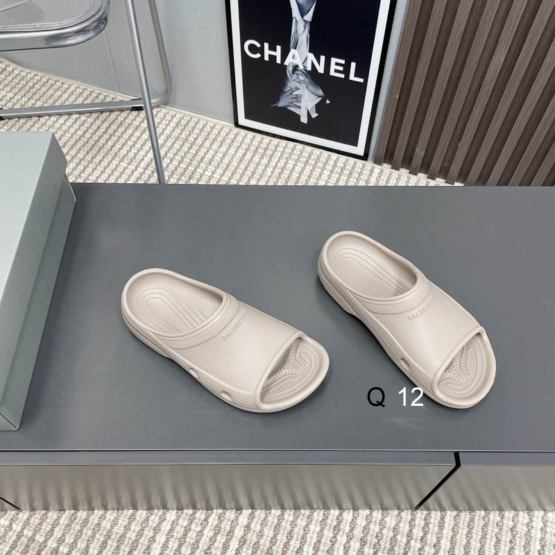 Balenciaga gray crocs clearance