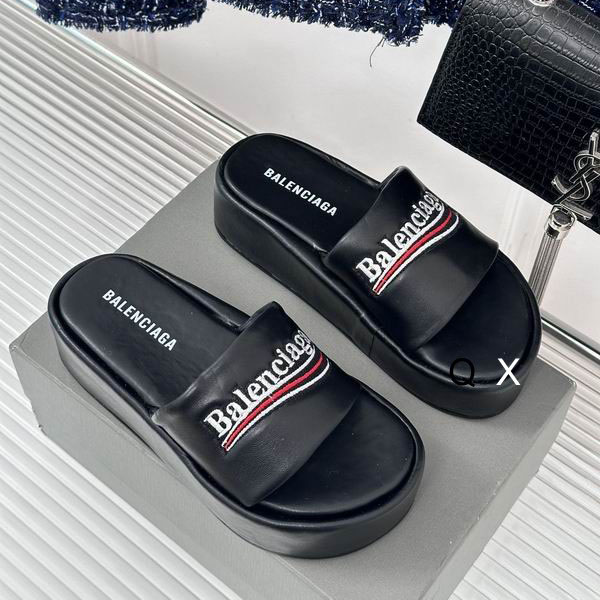 Balenciaga Thick soled rubber slippers Black