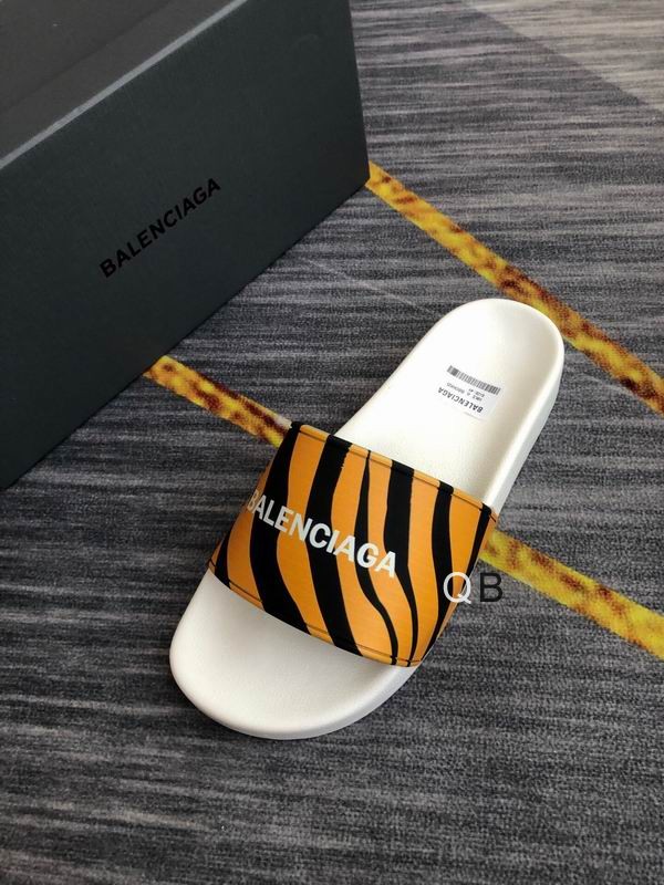 Balenciaga Pool Slide Fluo leopard print