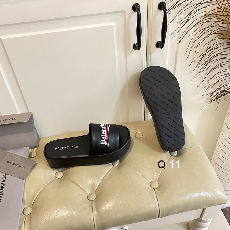 Balenciaga Thick soled rubber slippers Black
