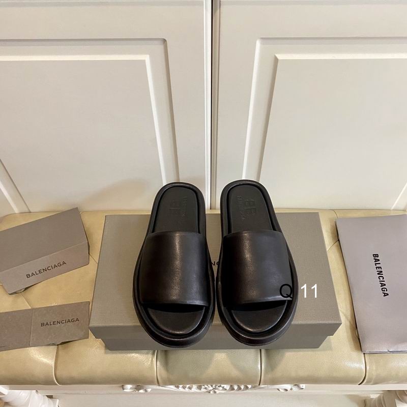 Balenciaga Leisure slippers Black
