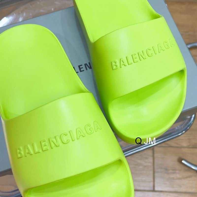 Balenciaga Chunky logo platform slides Yellow