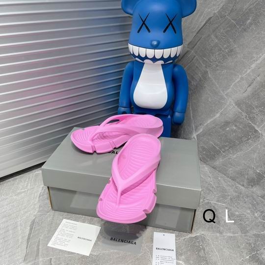Balenciaga Mold Thong Sandal 'Pink'