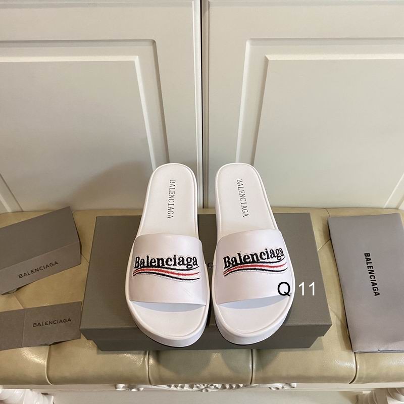 Balenciaga Thick soled rubber slippers White