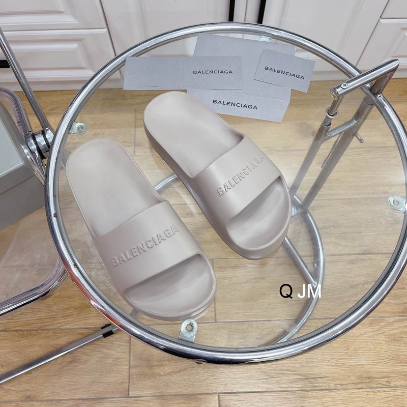 Balenciaga Chunky logo platform slides Gray