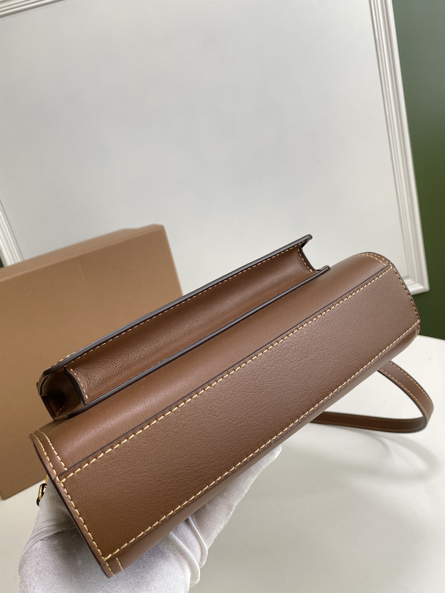 Burberry 477665 23x6x26.5cm