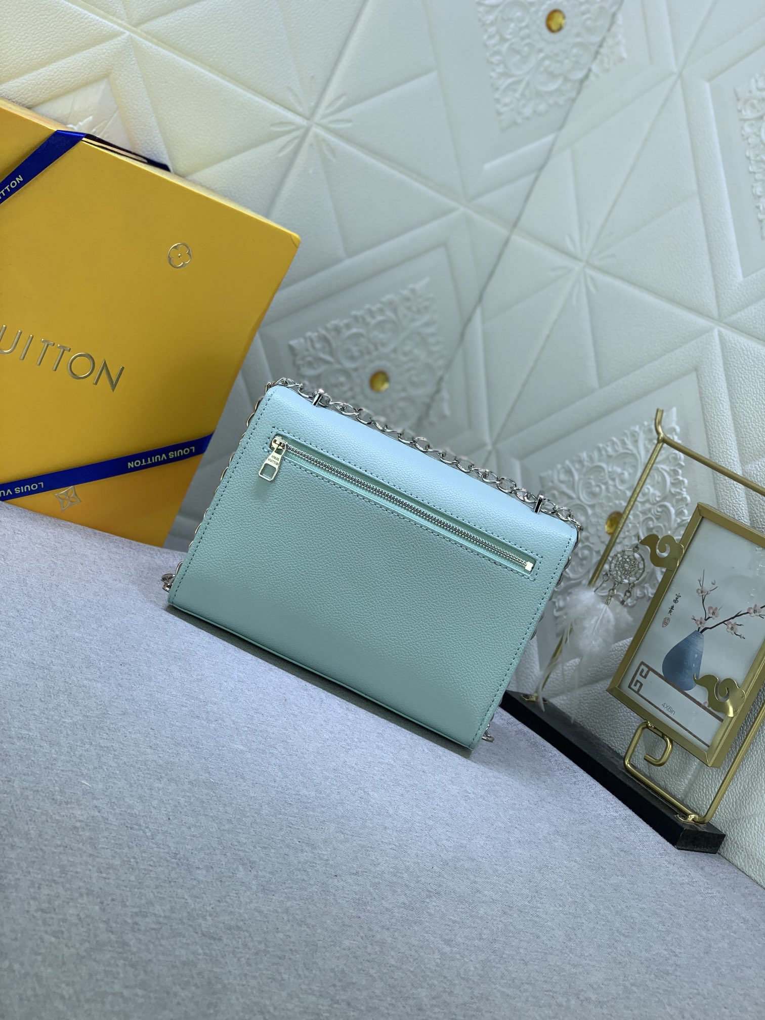 Louis Vuitton Mylockme BB M51418 (2) 22.5 x 17.0 x 5.5cm