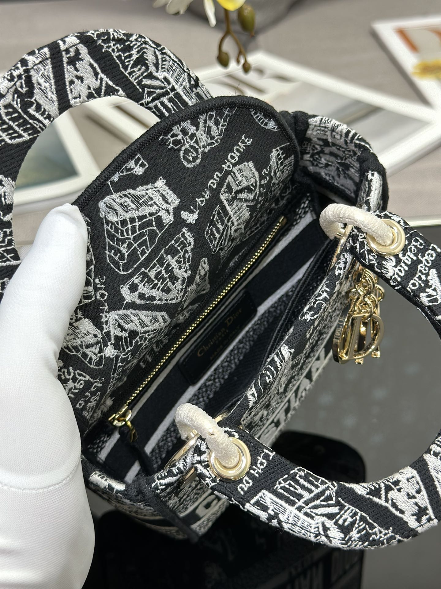 Dior Lady D-Lite M0505