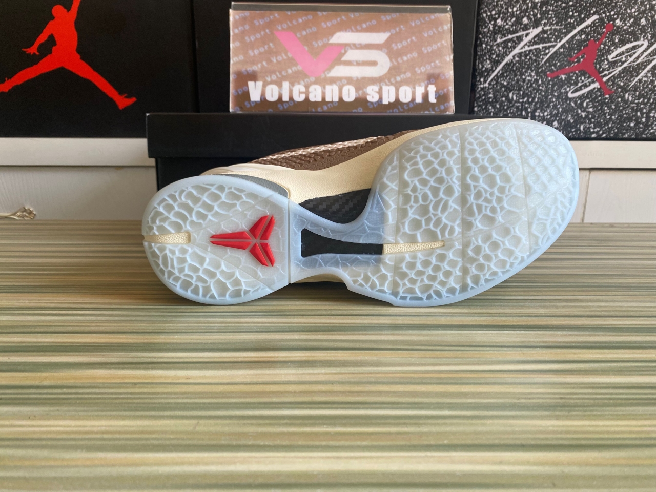 Kobe 6 Protro Chaos Yellow Jaune CW2190-501