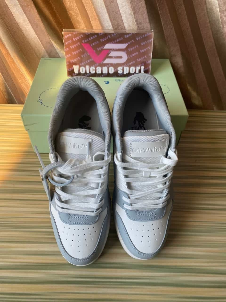 OFF-WHITE Out Of Office 