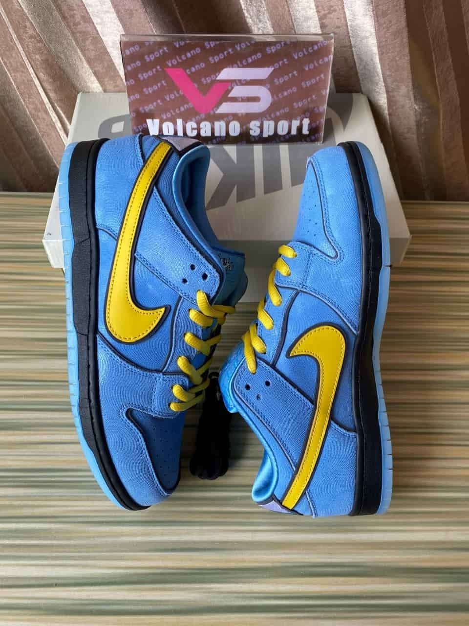 Nike SB Dunk Low The Powerpuff Girls Bubbles FZ8320-400