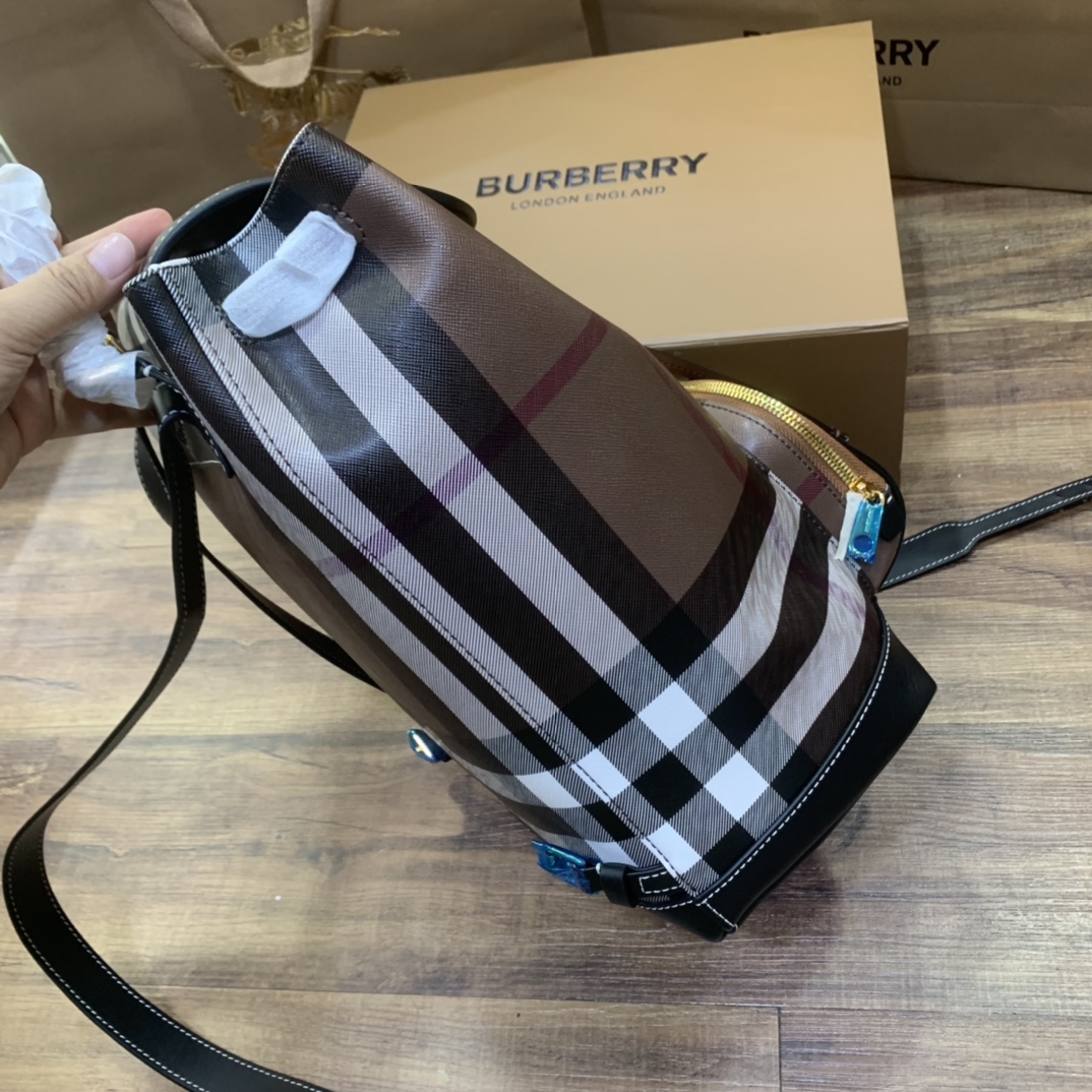 Burberry (28)