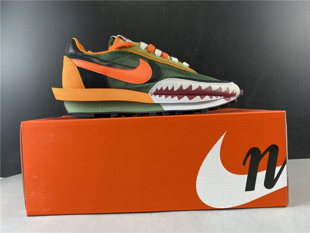 Sacai x Nike LVD Waffle Daybreak BV0073-007