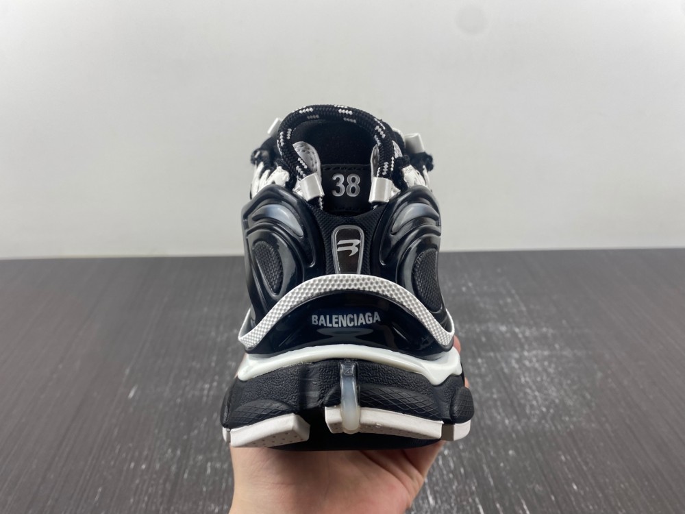 Balenciaga 772774-W3RNY-0120