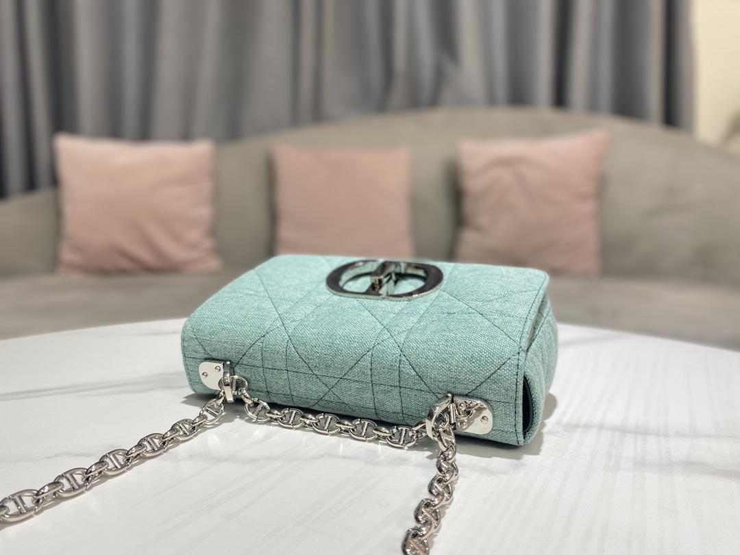 Dior Caro 20 x 12 x 7cm