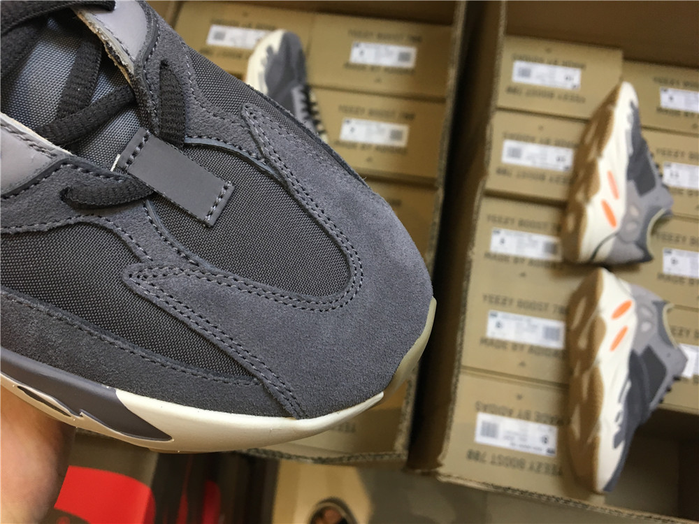adidas Yeezy Boost 700 Magnet