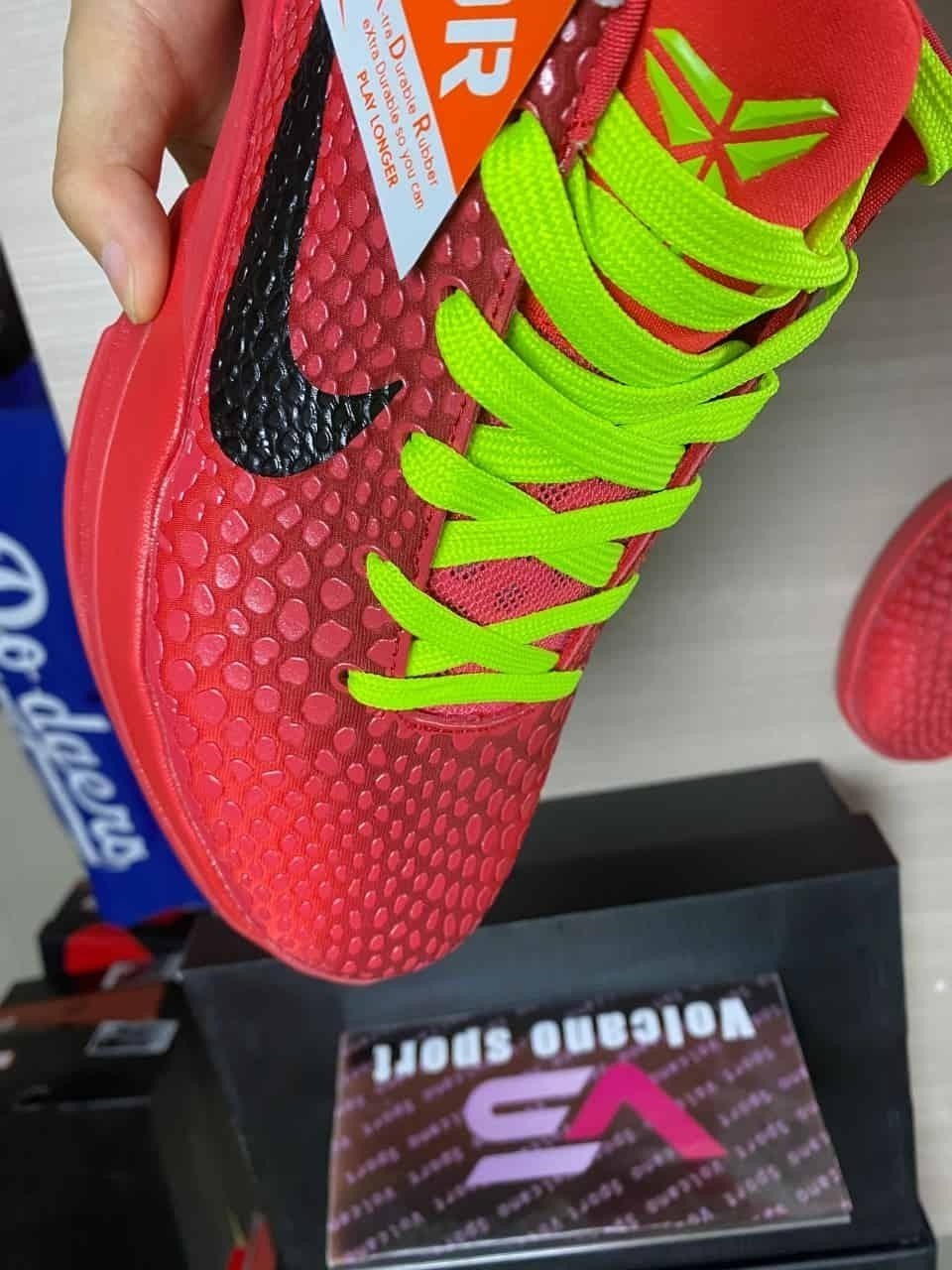 Kobe 6 Protro Reverse Grinch FV4921-600