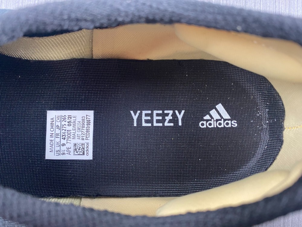 Yeezy Knit RNR Sulfur Black and White