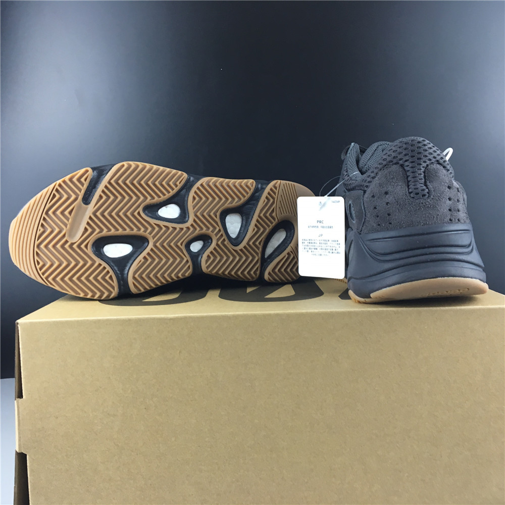 adidas Yeezy Boost 700Utility Black