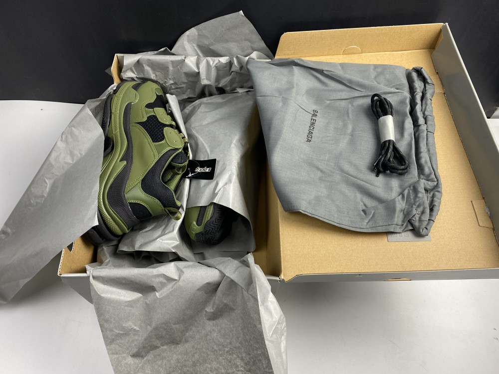 Balenciaga Balenciaga Triple S black/green