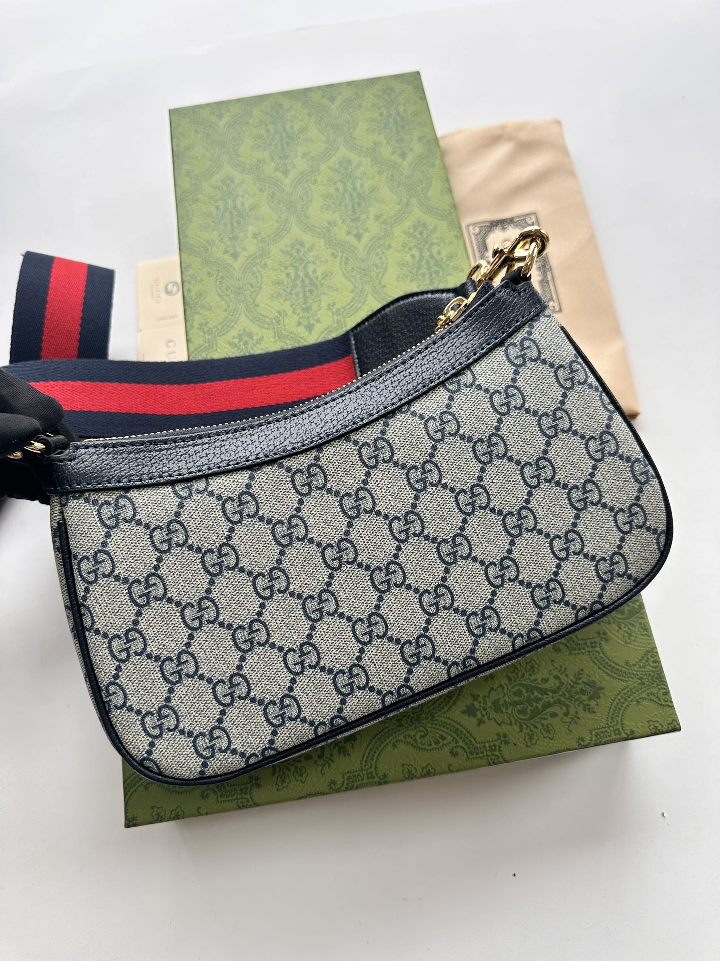 Gucci Ophidia 735132 25X15X6.5cm