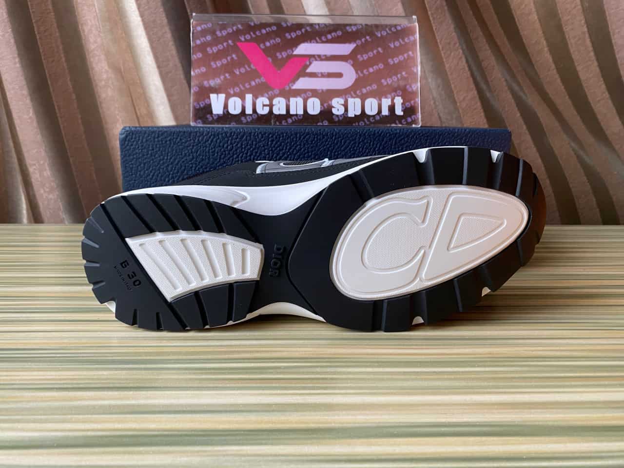 Dior B30 Black 3SN279ZMB_H969