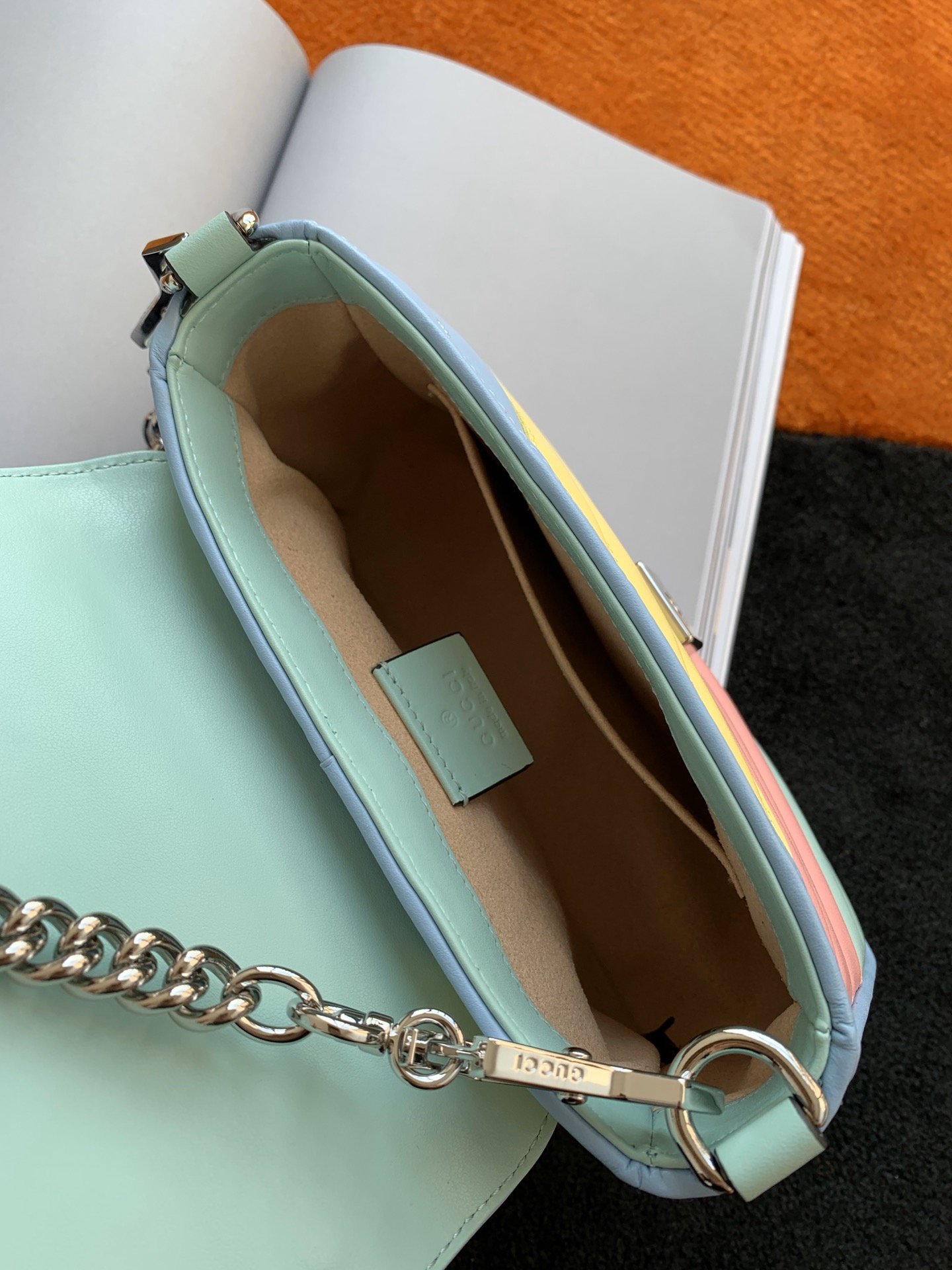 GUCCI Marmont 547260 21x15.5x8cm