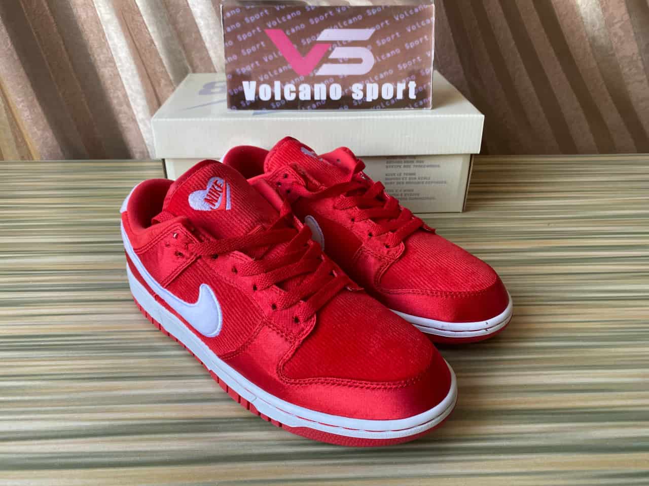 Nike Dunk Low Valentine's Day FZ3548-612