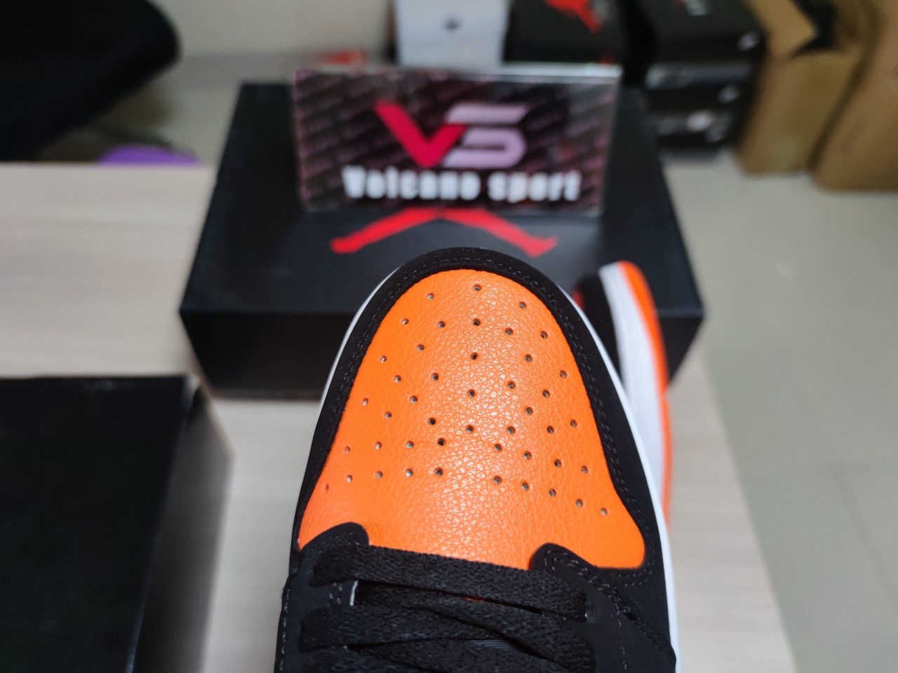 Jordan 1 Low Shattered Backboard