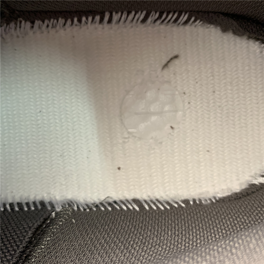 adidas Yeezy Boost 700Mauve