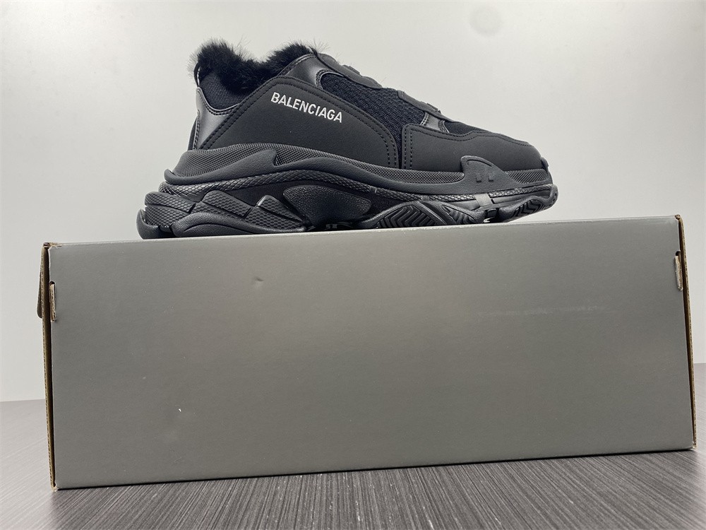 Balenciaga Balenciaga Triple S Triple Black