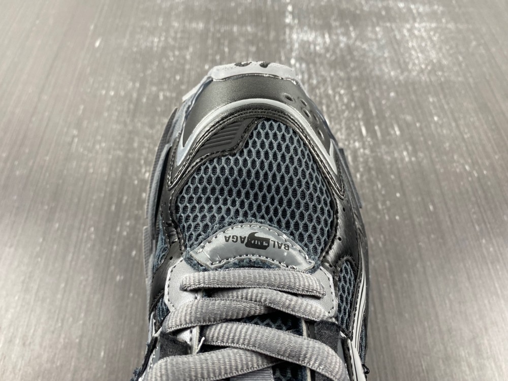 Balenciaga 677403-W3RBR-1515