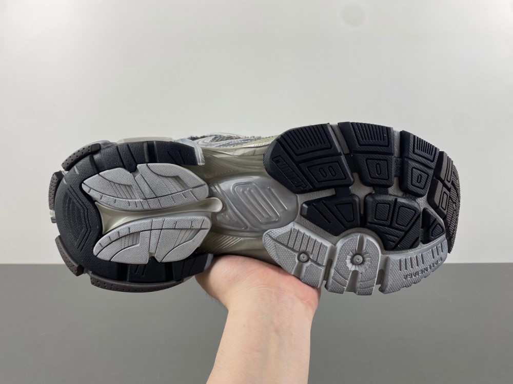 BALENCIAGA -Runner 772774 W3RMU 2000