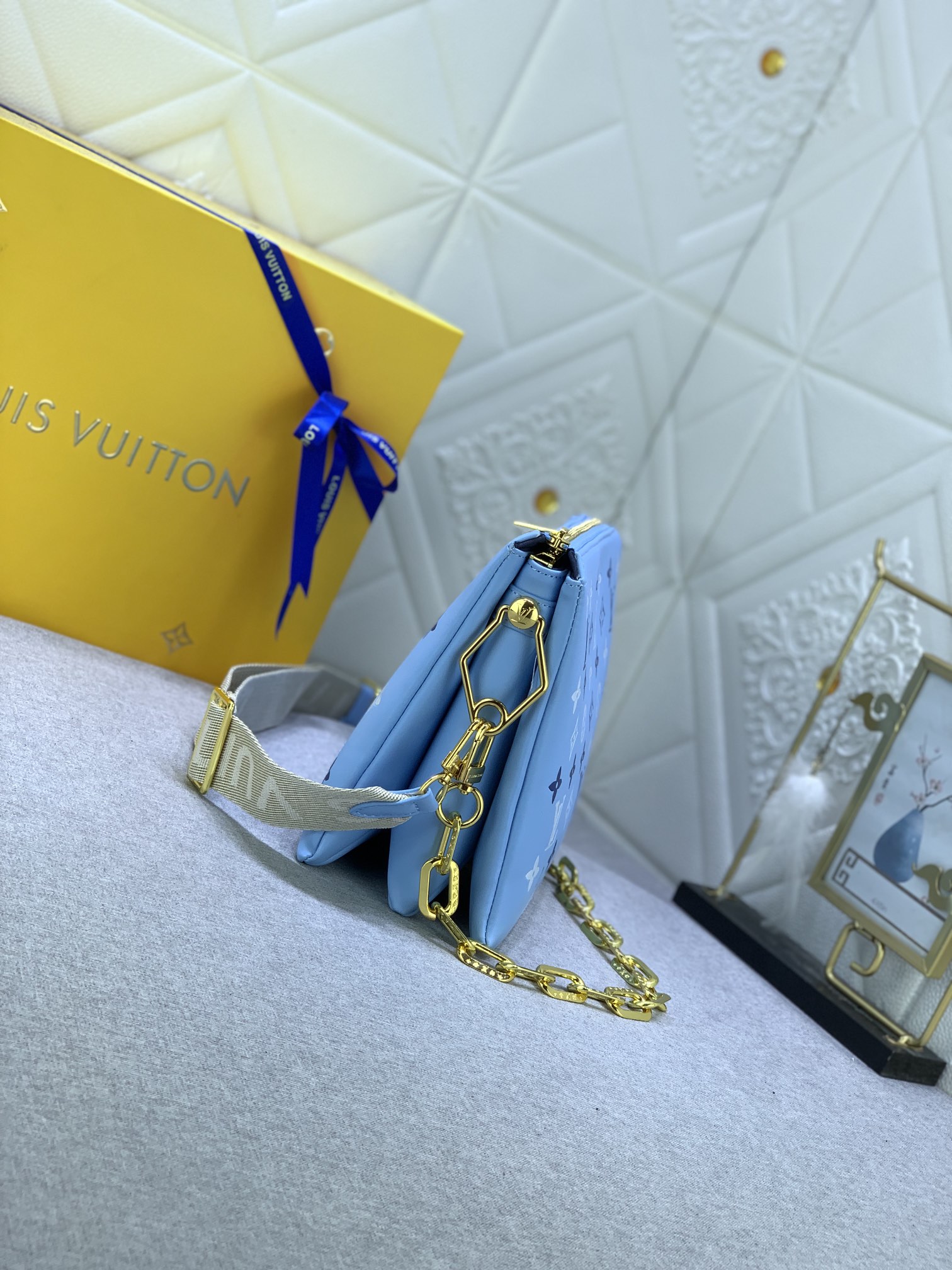 Louis Vuitton  Mini Soft Trunk M22398 (8) 18.5 x 13.0 x 8.0cm