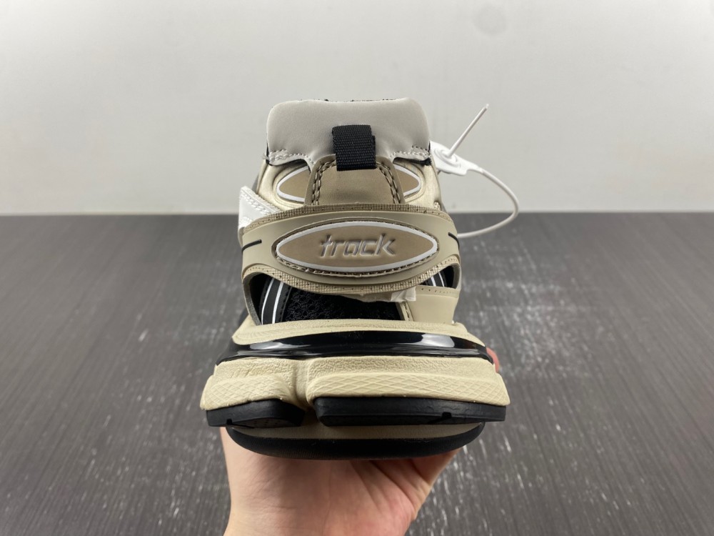 Balenciaga 3.0 542023 W3AC4 8017