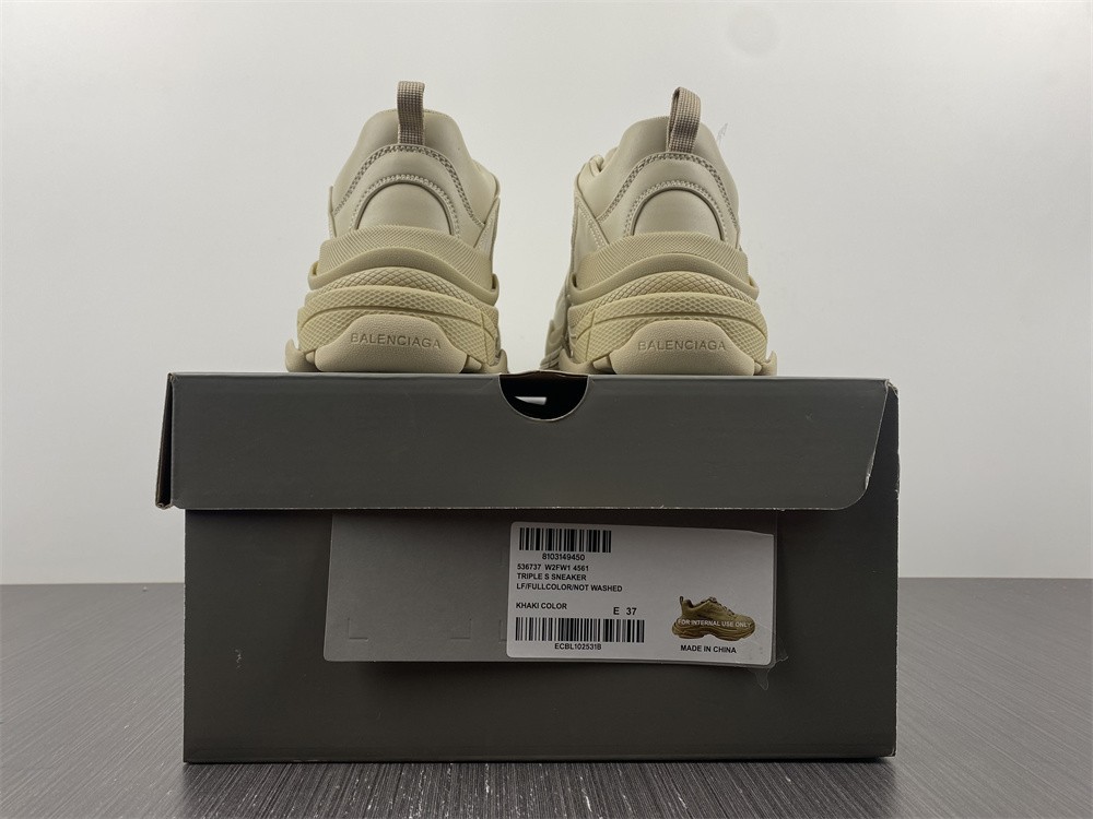 Balenciaga Allover Logo Triple S Creamy Chunky Sneakers/Shoes 524039W2FA19710