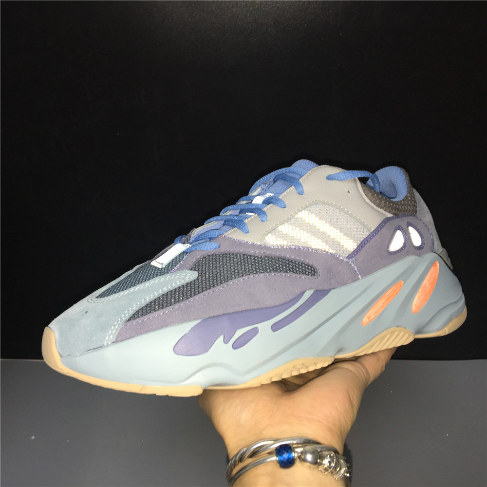 adidas Yeezy Boost 700Carbon Blue