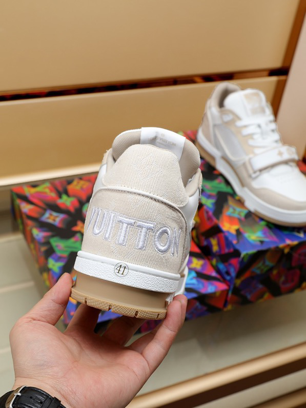 Louis Vuitton Trainer Beige White