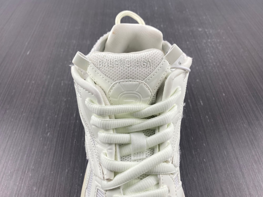 Balenciaga RunnerWhite Glow In The Dark