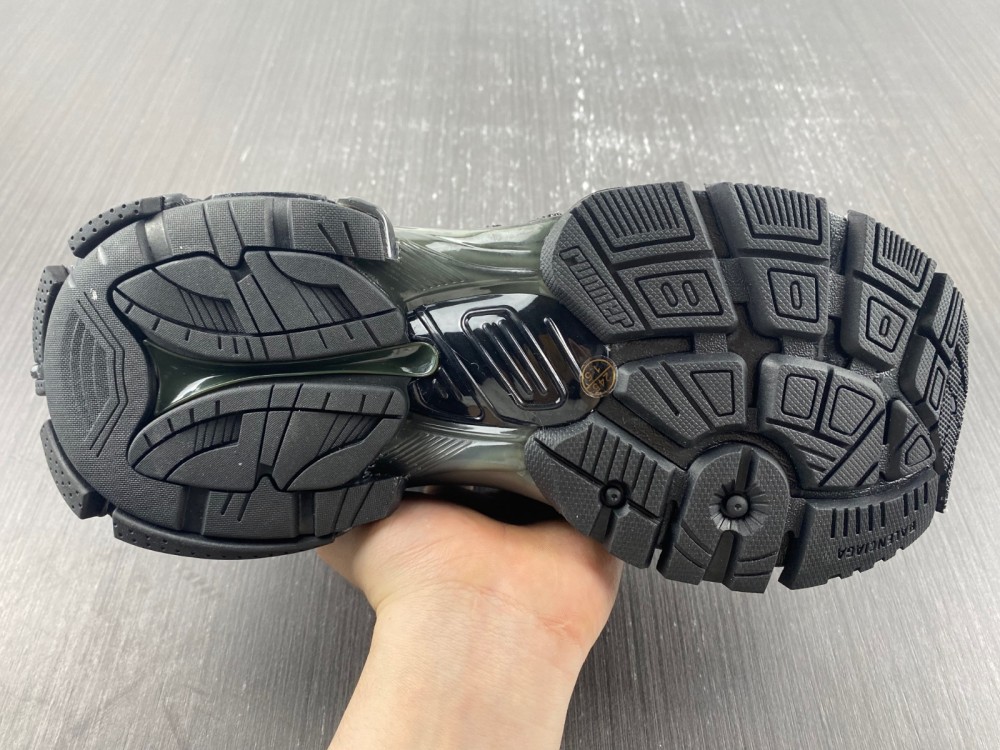 Balenciaga Runner Sneaker 'Black'