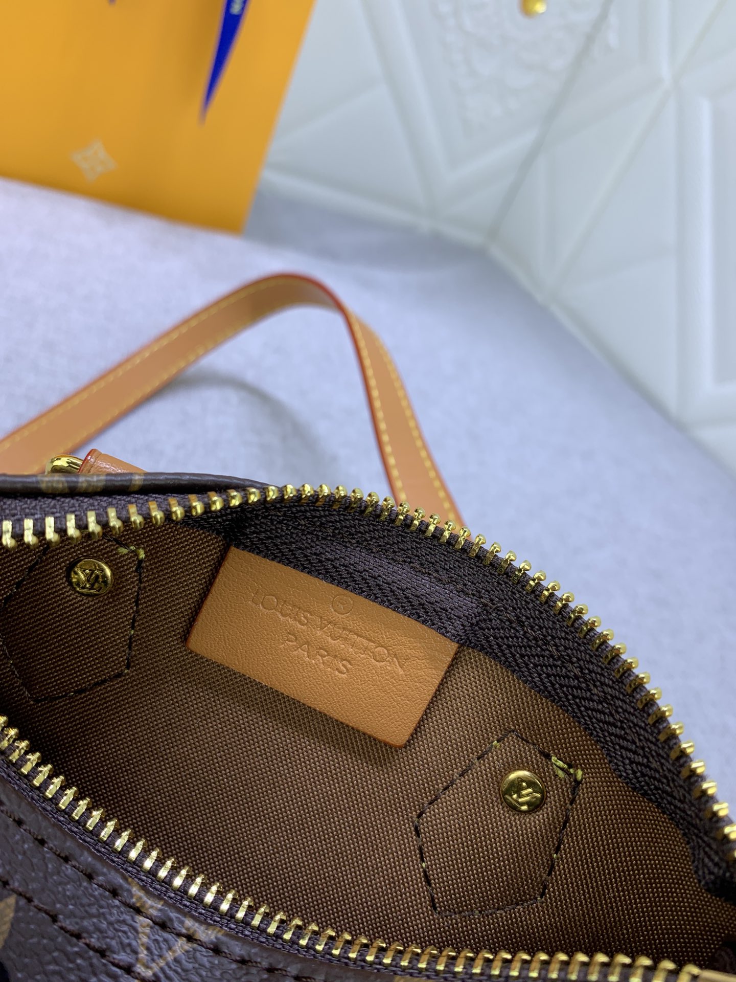 Louis Vuitton Nano Speedy M81085 (2) 16 x 10 x 7.5cm