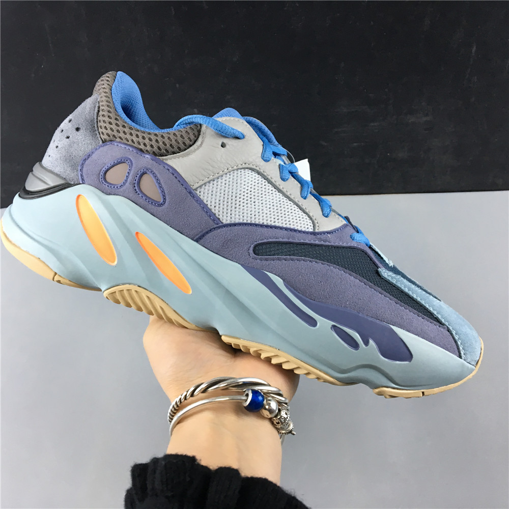 adidas Yeezy Boost 700Carbon Blue