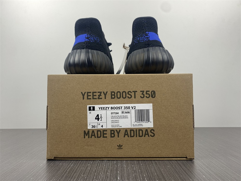 Yeezy Boost 350 V2 Dazzling Blue