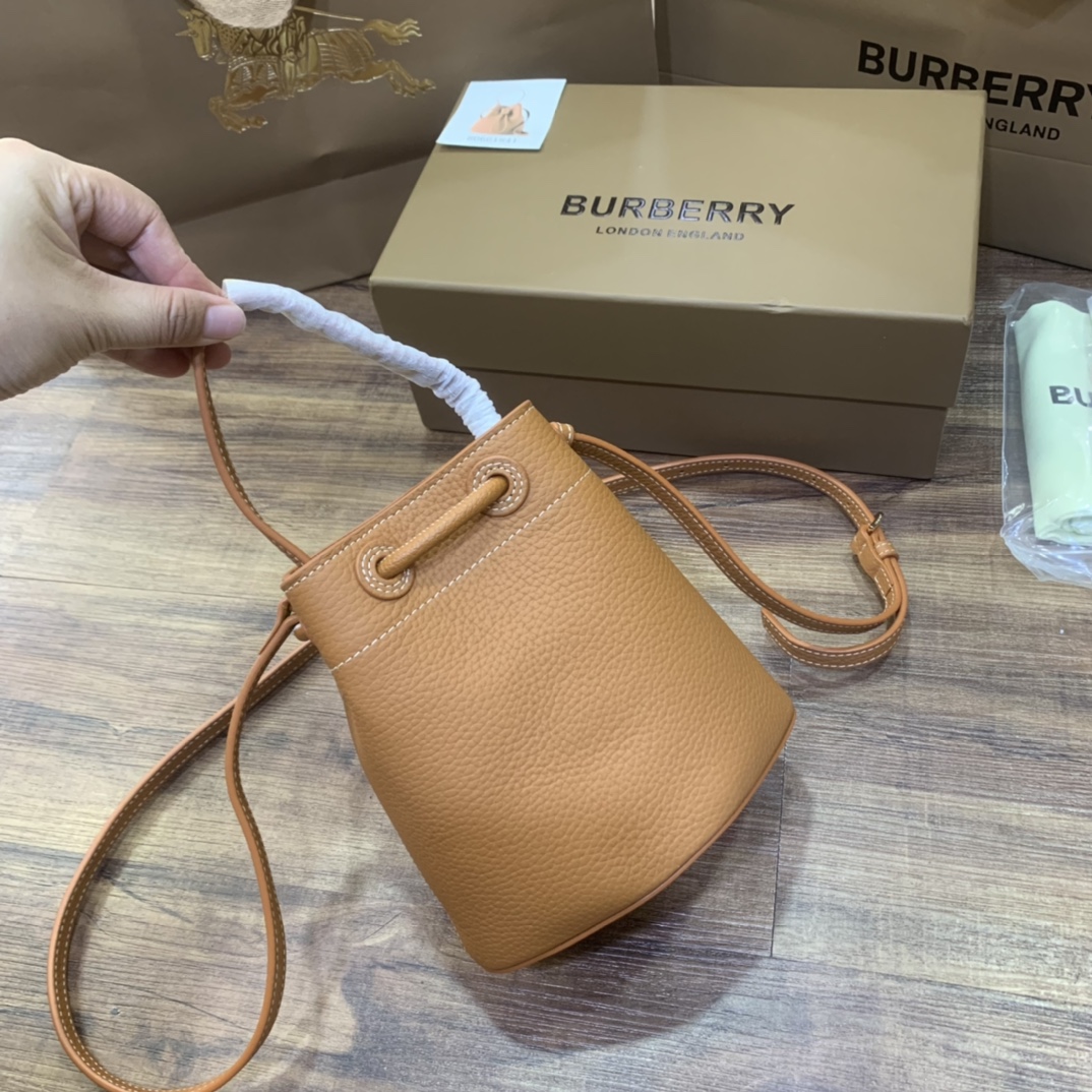 Burberry (26)