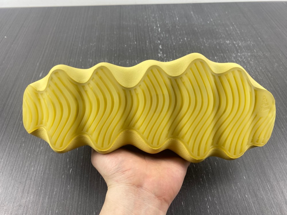 adidas Yeezy 450Sulfur