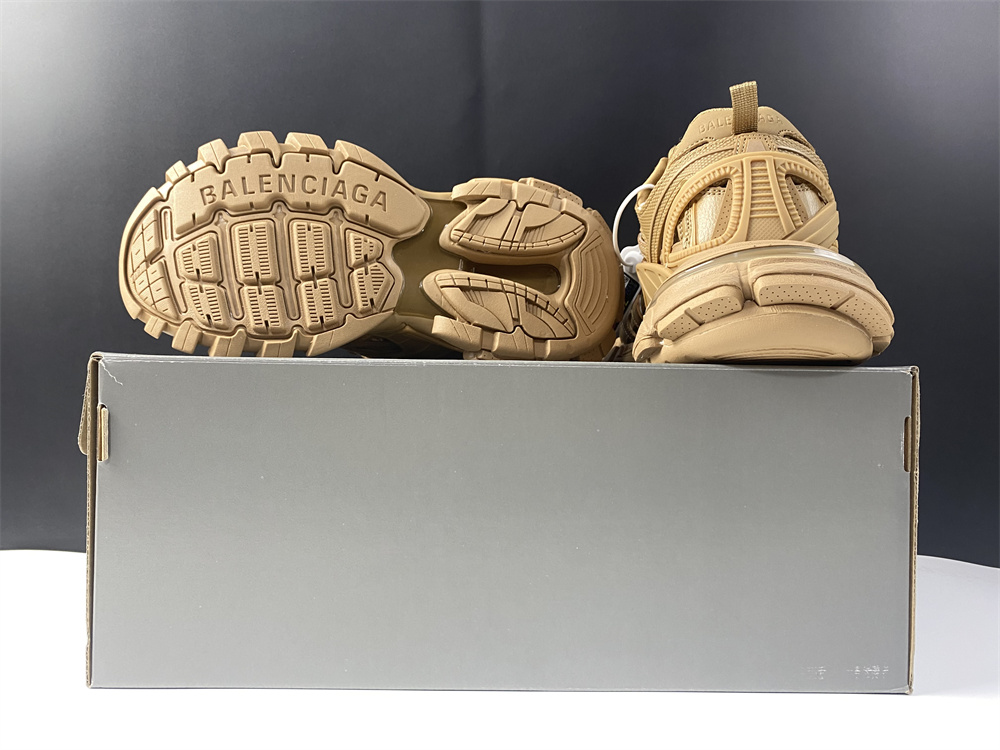 Balenciaga Women's Sneakers - Black/White