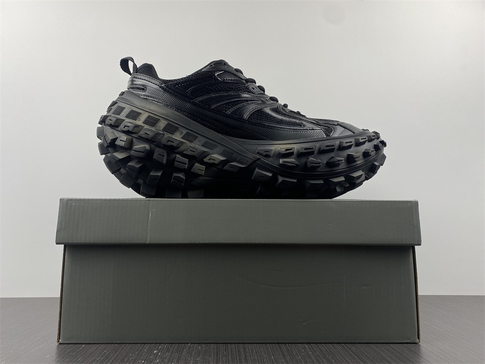 Balenciaga Bouncer Chunky-Sole Sneakers - Black for Women